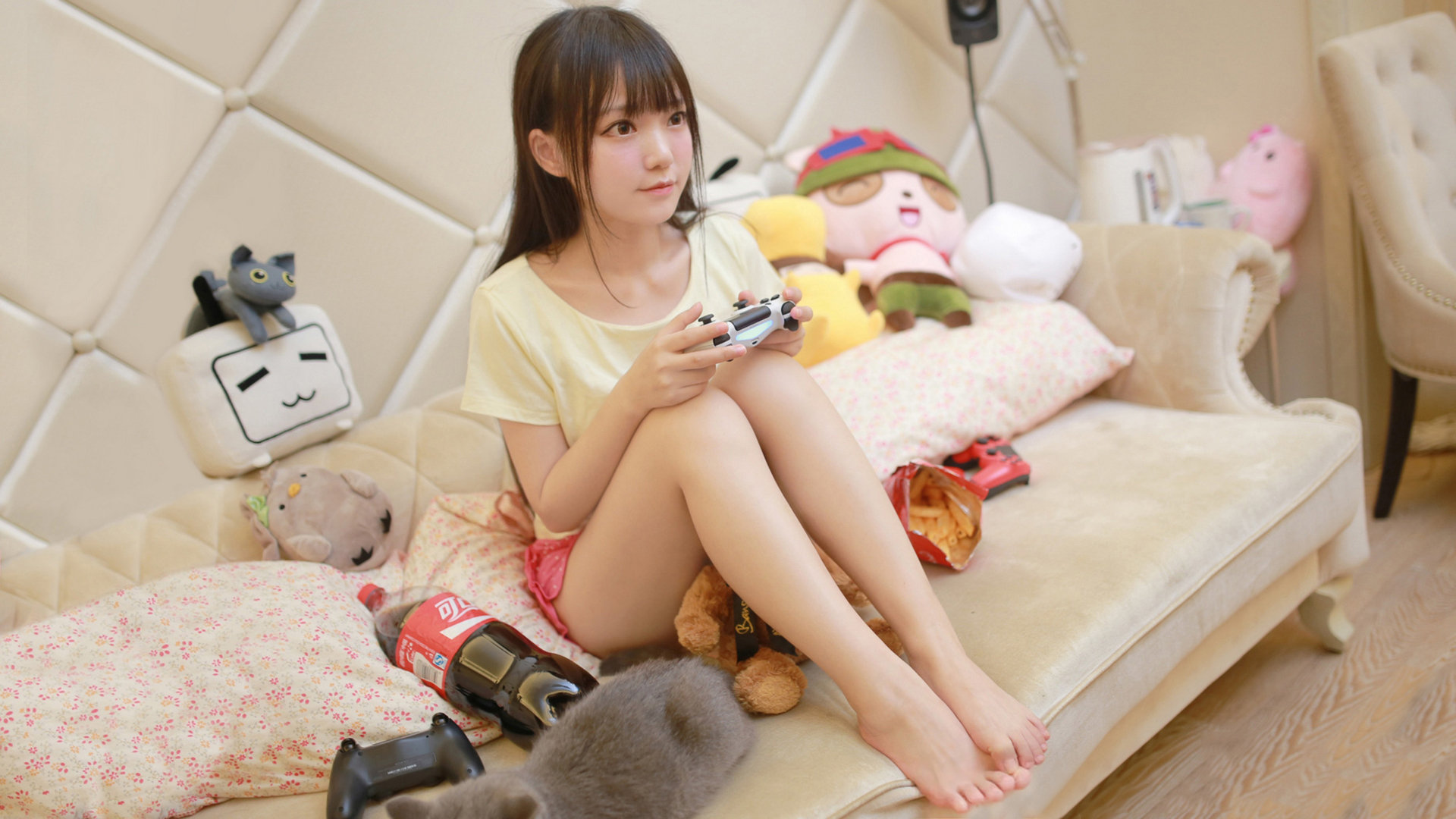 摩纳哥蝶泳选手节奏精准有力，摩纳哥王妃游泳